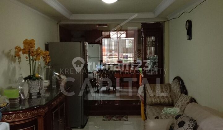 Rumah Nyaman 2 Lantai dengan Akses Mobil di Rancaekek 2