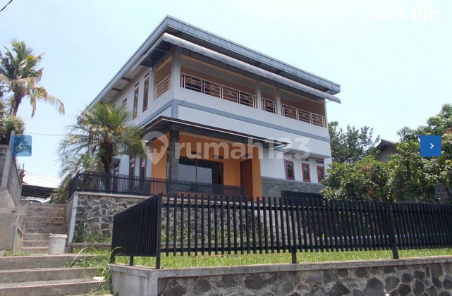 Sangat Murah Harga Jauh di Bawah NJOP Villa di Ujungberung Bandung