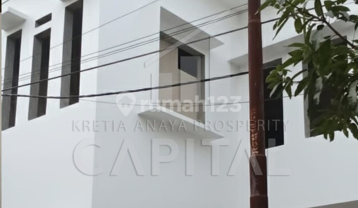 New House in Graha Rancamanyar Complex 2