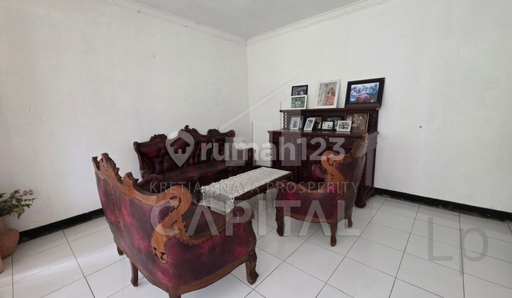 Rumah Terawat Dengan Tanah Luas Siap Huni di Mainroad Sumedang 1