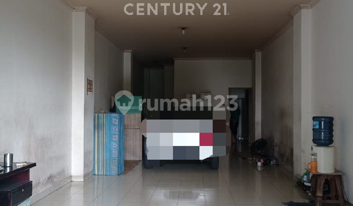 For Rent: 3 Adjoined Shophouses in Slipi, Palmerah, West Jakarta 1