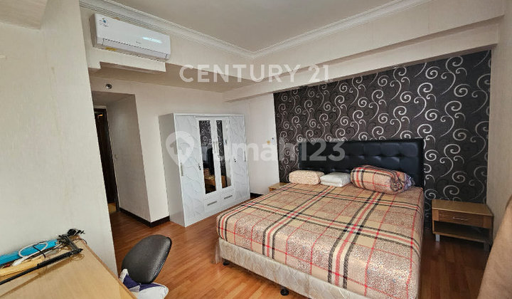 Taman Anggrek Apartment Tower 5, 28th Floor, 2 Bedrooms, Area 88m² Taman Anggrek Apartment Tower 5, 28th Floor, 2 Bedrooms, Area 88m²