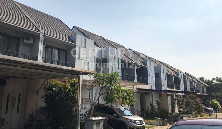 Rumah 2 Lantai Di Premier Riviera Jakarta Timur 1