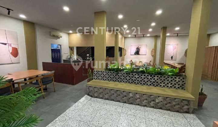 Ex-Cafe Culinary Business Location in Kelapa Gading