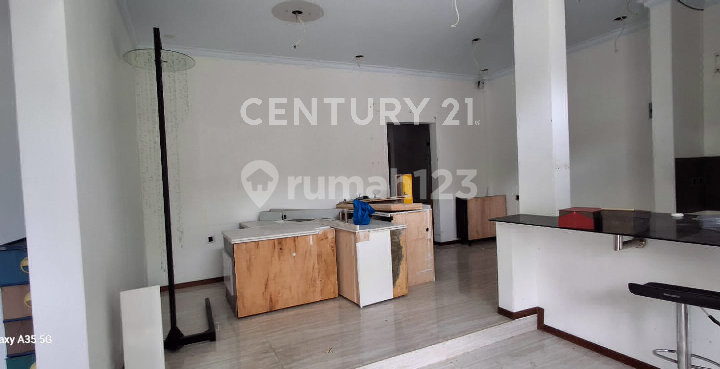 3-Story House in Sentul City Housing 2