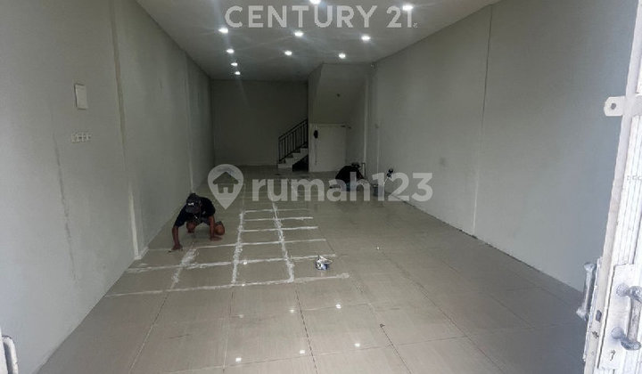 Ruko 2 Lantai Lokasi Strategis dan Ramai di Condet Jakarta Timur