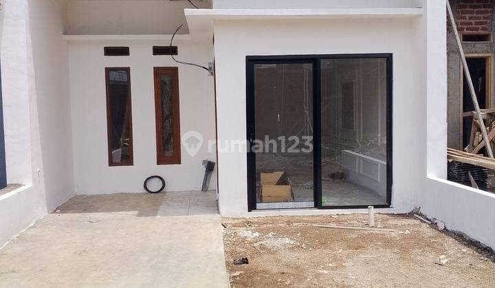 Rumah Di Jalan Sadangsari Baru Selatan 1