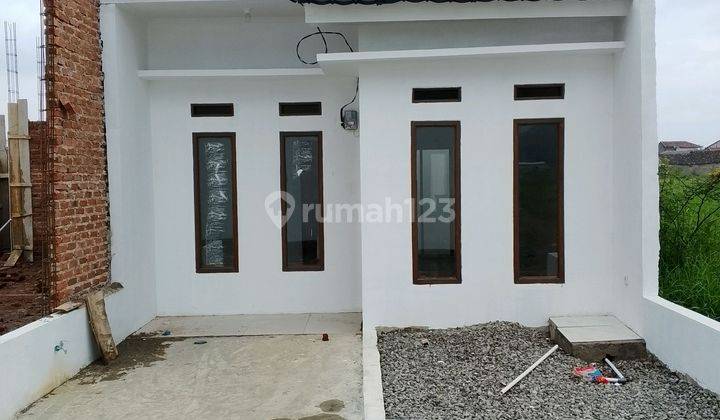 Rumah Bebas Banjir Dekat Fasilitas Umum Lingkungan Asri 1