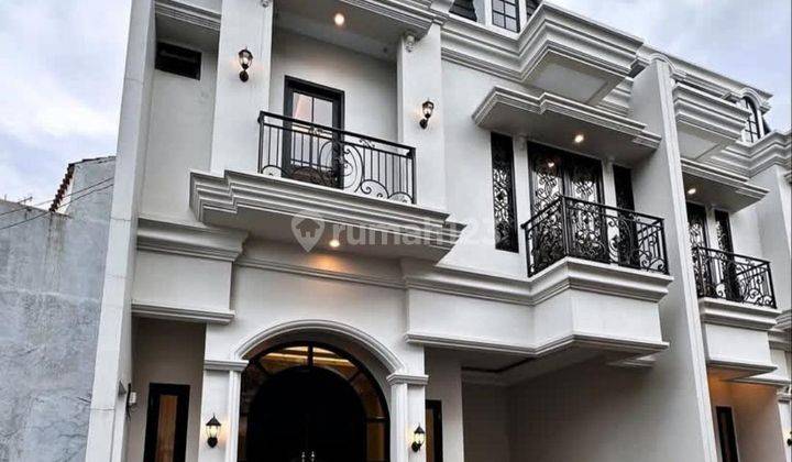 Dijual Rumah Klasik Modern Dekat Ragunan  1