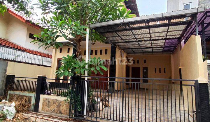 Dijual Rumah Posisi Hook Dalam Komplek Jatiwaringin 2