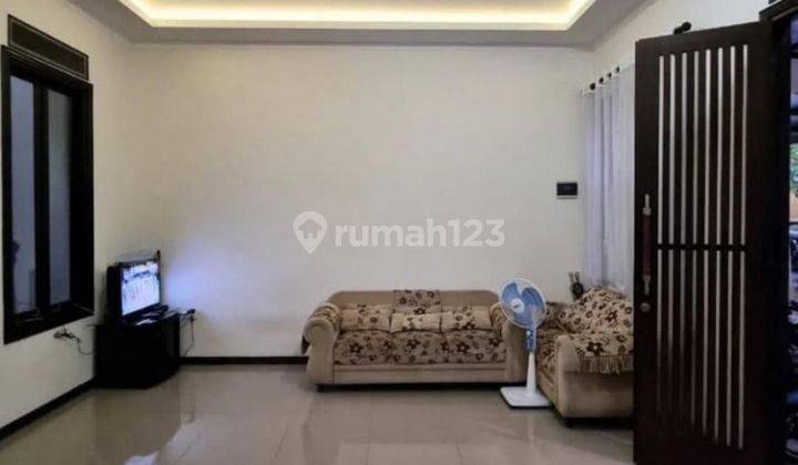 Dijual Rumah Cantik Dalam Komplek Jagakarsa 2