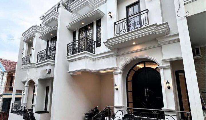 Dijual Rumah Klasik Modern Dekat Ragunan  2