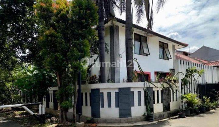 Dijual Rumah Komplek Besar Akses Tol Desari Jagakarsa 1