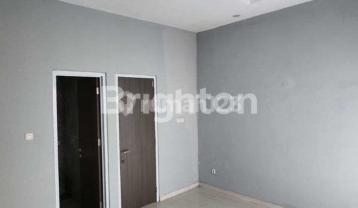 Rumah rapi bagus siap huni dalam cluster Graha Raya