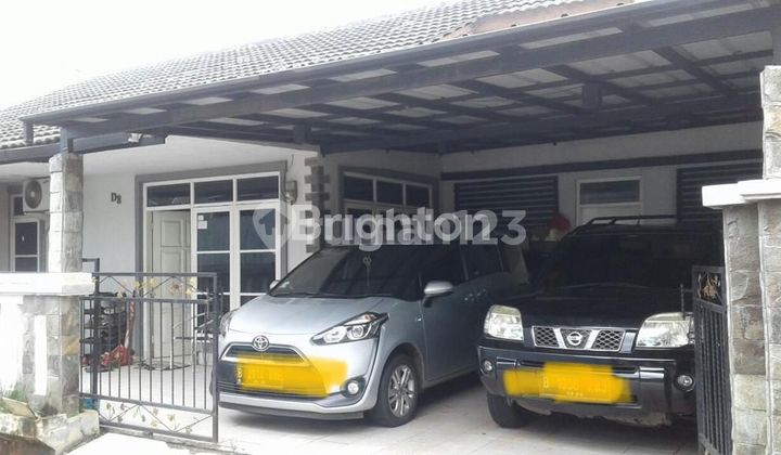 Rumah hoek bagus luas Pondok Melati Bekasi Rumah hoek bagus luas Pondok Melati Bekasi