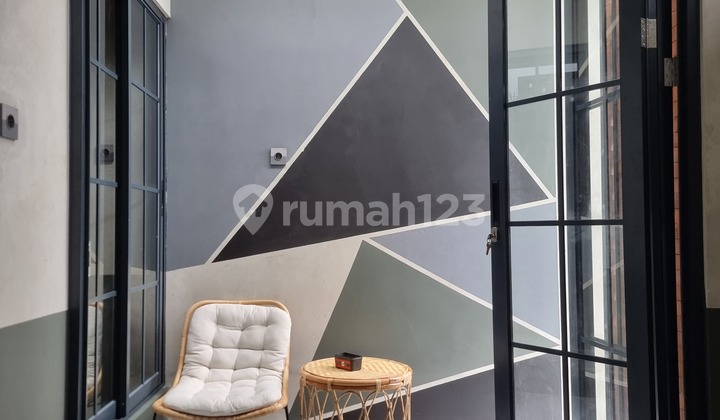 Rumah Baru Renovasi Sangat Bagus Dekat Alam Sutera dan Graha Raya