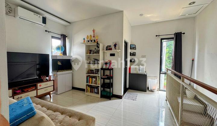 Rumah Bagus SHM di Kademangan 2