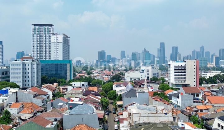 Rumah dengan Akses Jalan 3 Mobil Lokasi Tebet 2