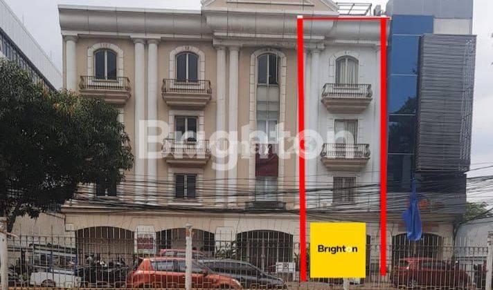 TURUN HARGA ! Ruko 4,5 lantai dekat CBD area Mampang Prapatan Jakarta Selatan 1