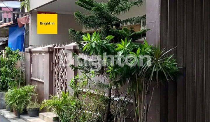 Rumah 2,5 lantai kokoh terawat jln Sawo Kemayoran Jakarta Pusat 2