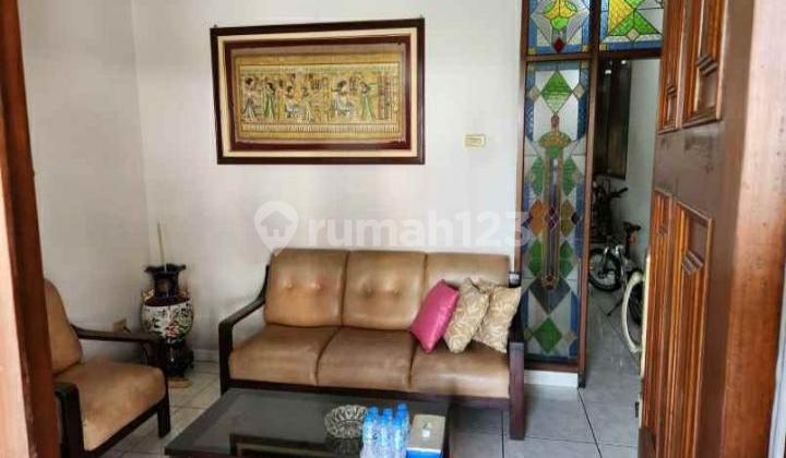 QUICK SALE LARGE 2-STORY HOUSE STRATEGIC LOCATION PASTEUR WING BANDUNG 2