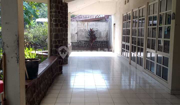 Downtown Bandung House Near Gedung Sate, Ideal for Investment 2