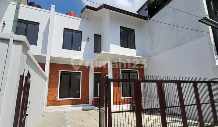 Dijual Rumah Minimalis Lokasi Strategis Sayap Supratman Bandung 1