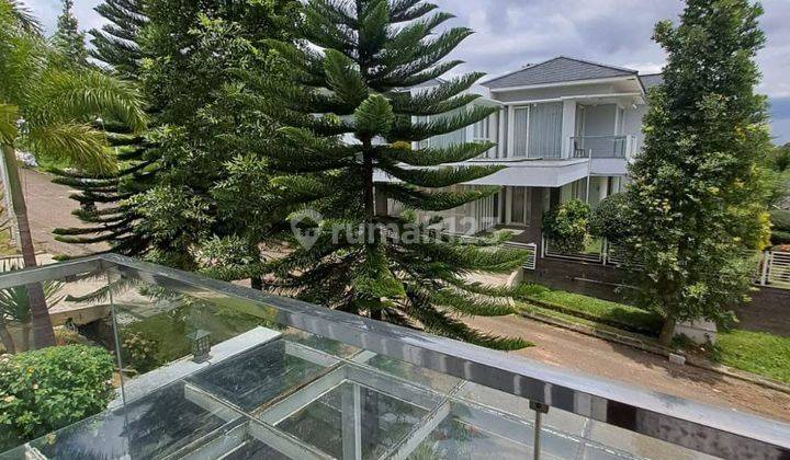 Dijual Rumah Lux Bagus di Dago Lingkungan Asri 2