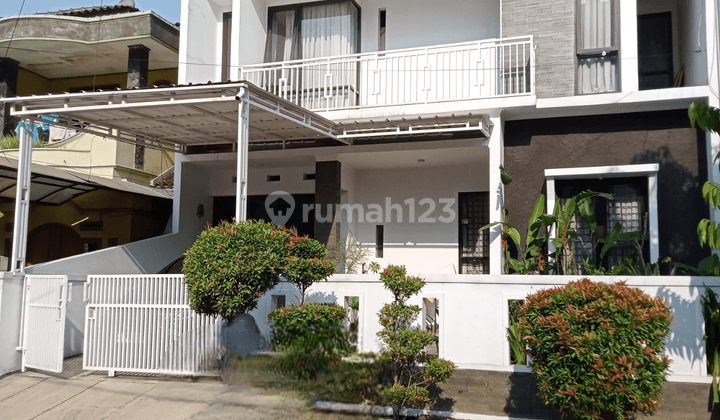 Dijual Rumah Minimalis 2 Lantai Dalam Komplek Istana Kawaluyaan 1