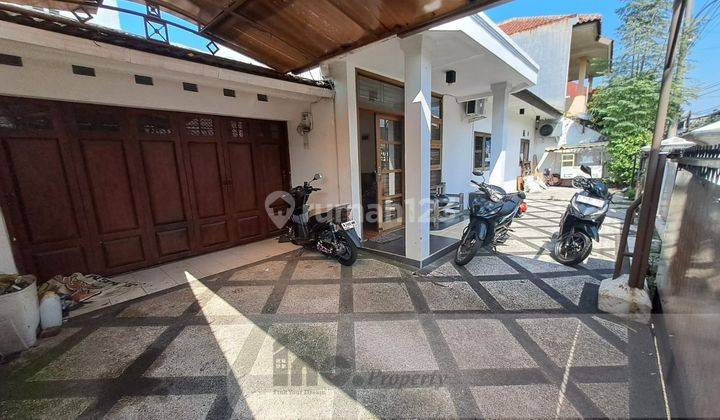 TURUN HARGA !! DIJUAL RUMAH MURAH PUSAT KOTA JL. KEMBAR BANDUNG TURUN HARGA !! DIJUAL RUMAH MURAH PUSAT KOTA JL. KEMBAR BANDUNG