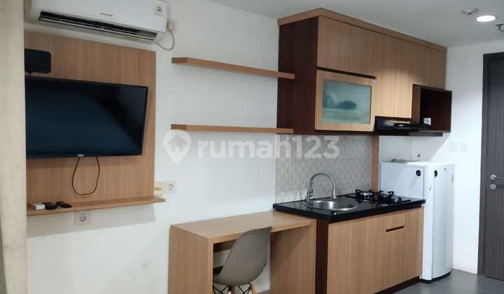 FOR RENT: STUDIO APARTMENT UNIT AT BINTARO ICON, FULLY FURNISHED INCLUDING IPL FOR RENT: STUDIO APARTMENT UNIT AT BINTARO ICON, FULLY FURNISHED INCLUDING IPL