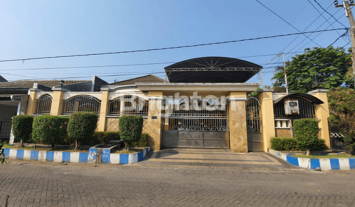 RUMAH POJOK MEWAH TAMAN PINANG SIDOARJO KOTA SEMI FURNISH 1