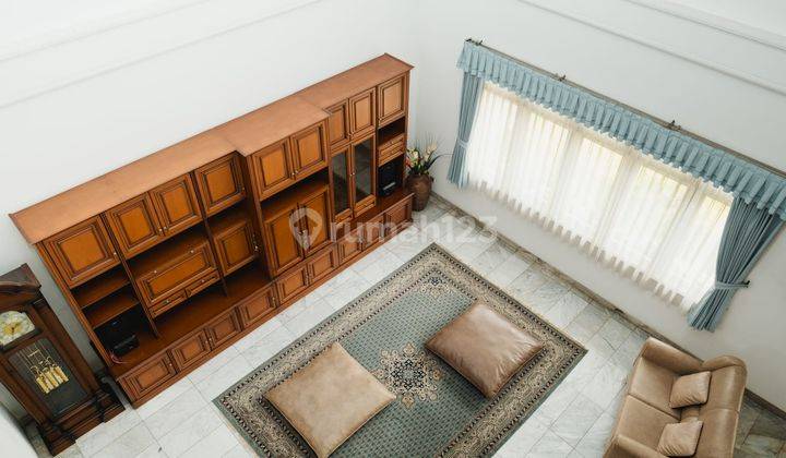 Rumah Sultan Dijual Posisi Hook Di Tangerang Selatan  2