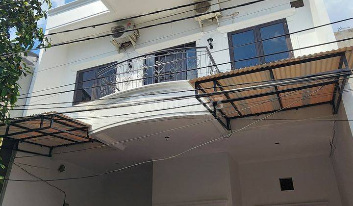 Rumah Nyaman 2 Lantai di Sunter , Jakarta Utara 1