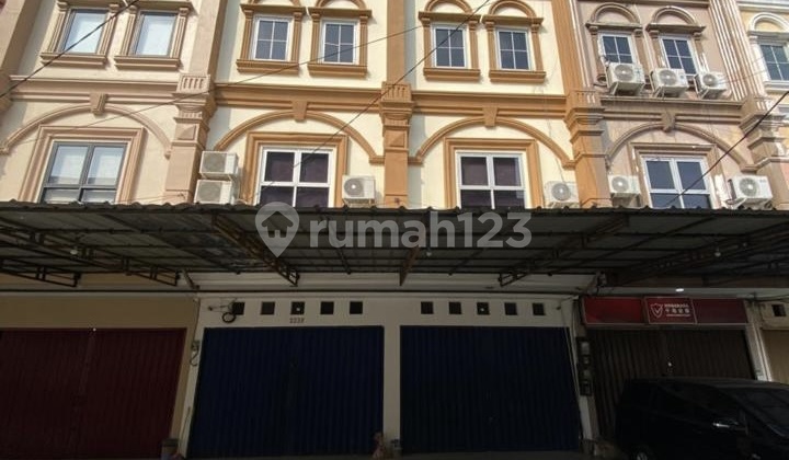 For Sale 2 Attached Shophouses. Dicideng Hasyim Ashar. Below NJOP