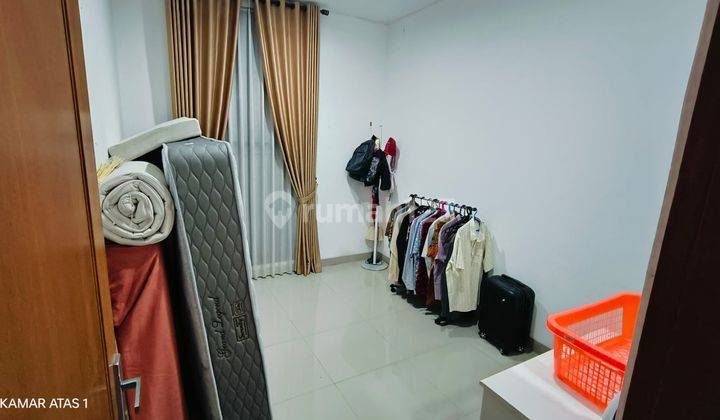 kamar tidur rumah 2 lantai damara village