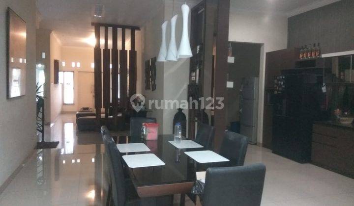 Rumah 2 Lantai di Tebet Utara 6 Kamar Tidur 1