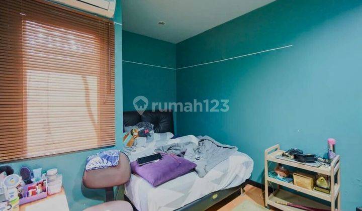kamar tidur dijual rumah 3 lantai studio