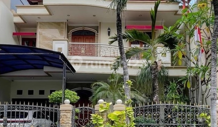 dijual Rumah lebar 10 di Permata Buana Jakarta Barat