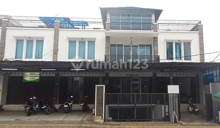 Shop House in Buaran Duren Sawit Ready for Use - Near Buaran Station