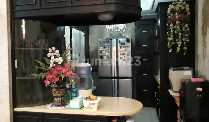Dijual Rumah 301m2 Di Kramat Dekat Cikini