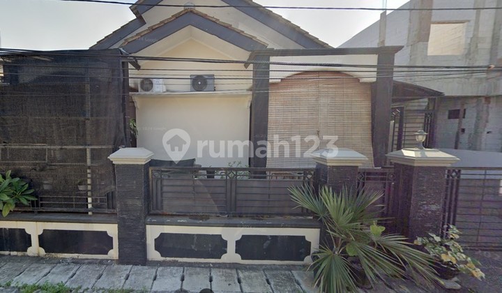 Quick Sale 4-Bedroom House in Perdagangan Ciledug Complex Quick Sale 4-Bedroom House in Perdagangan Ciledug Complex