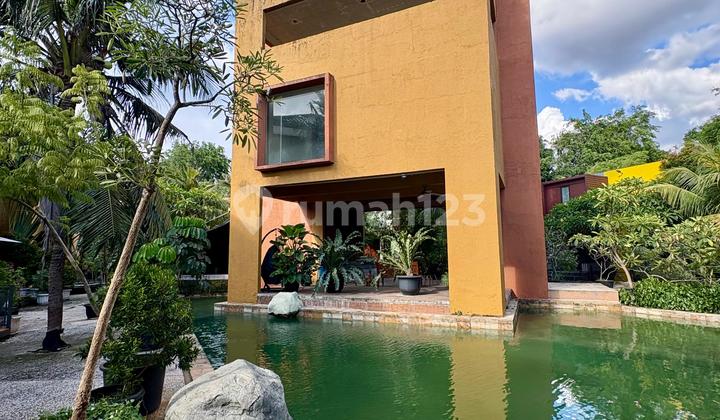 Rumah Dalam Towhouse di Kemang Raya 2