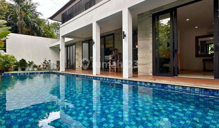 Rumah Murah 2 Lantai Ada Pool Townhouse 1