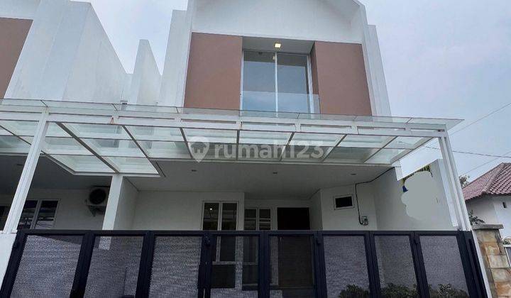 Rumah Baru 2 Lantai Dekat The Park Pejaten Akses 2 Mobil Dekat Jalan Utama 1