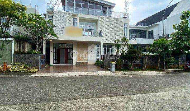 Rumah 3 Lantai Dijual Cepat Santorini Di Sentul City Rumah Shm - Sertifikat Hak Milik 1