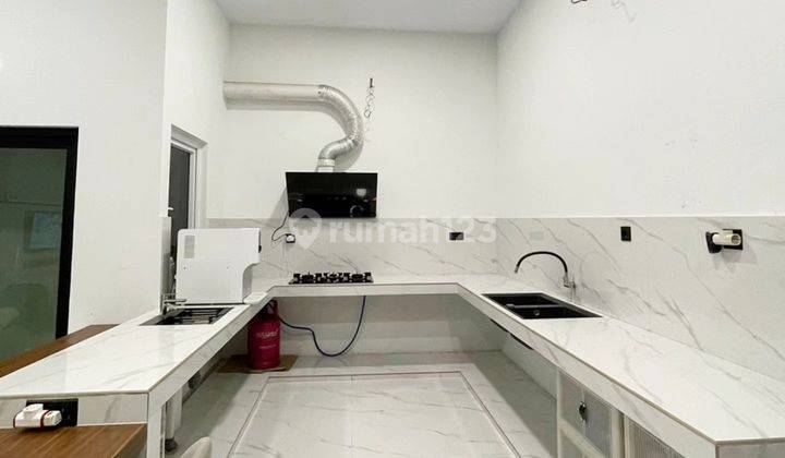 DIJUAL VILLA LEBAR 8 DALAM KOMPLEK 2