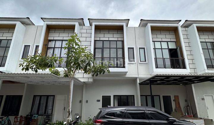 Dijual Rumah Komp Sentosa Park 1