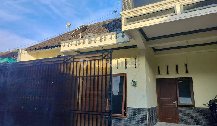 Rumah Laweyan 1,5 M  1