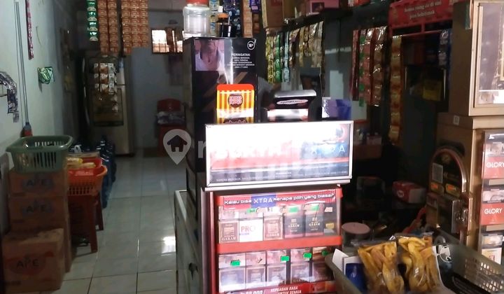Rumah Beserta Perabotnya, Lebar 18mtr Luas 486,di Ahmad Yani, Sario Bisa Buat Usaha Bisa Buat Kost2an. 2